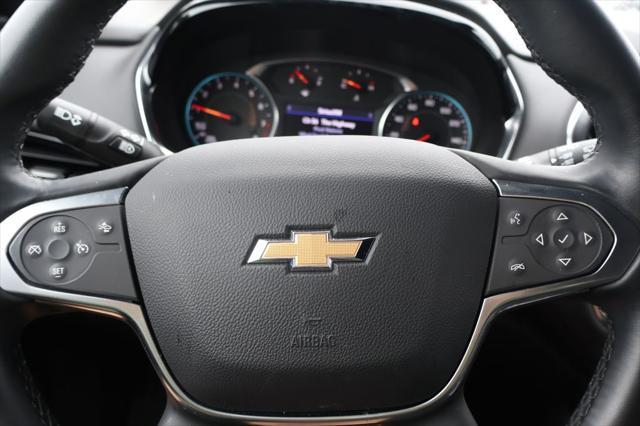 Photo of 2023 Northsky Blue Metallic Chevrolet Traverse