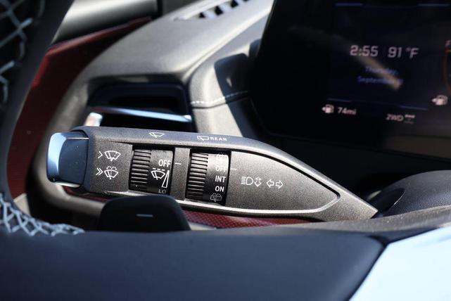 Photo of 2026 Polar White Tricoat Chevrolet Traverse