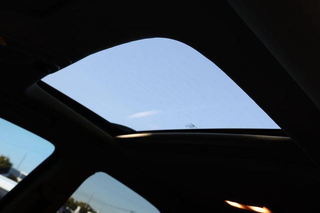 Photo of 2015 Black Chevrolet Equinox