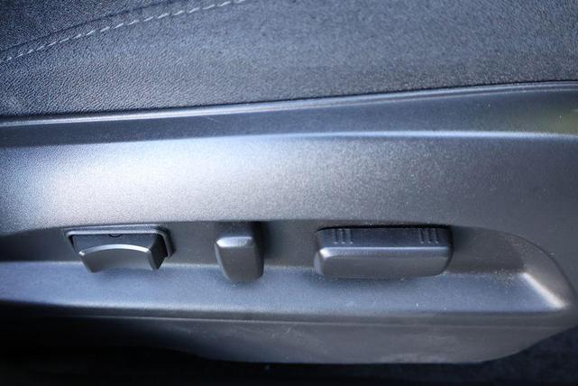 Photo of 2015 Black Chevrolet Equinox