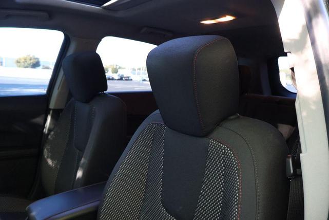 Photo of 2015 Black Chevrolet Equinox