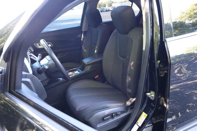 Photo of 2015 Black Chevrolet Equinox