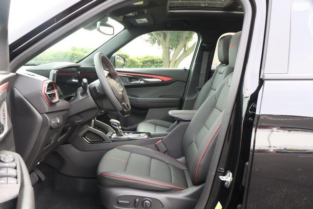 Photo of 2026 Mosaic Black Metallic Chevrolet Trailblazer