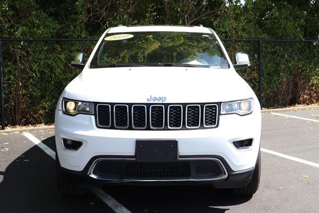 Photo of 2022 Bright White Clearcoat Jeep Grand Cherokee