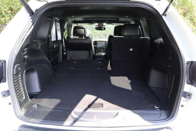 Photo of 2022 Bright White Clearcoat Jeep Grand Cherokee