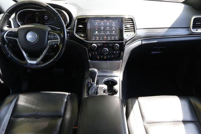 Photo of 2022 Bright White Clearcoat Jeep Grand Cherokee