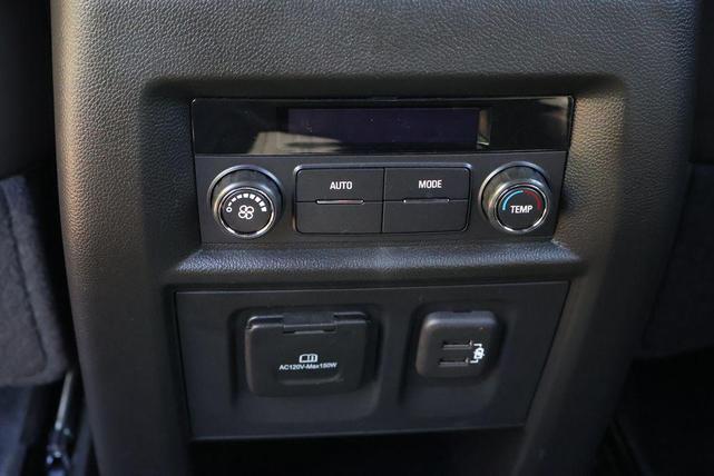 Photo of 2023 Summit White Chevrolet Traverse