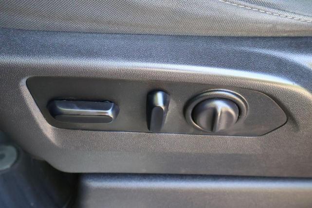 Photo of 2019 Northsky Blue Metallic Chevrolet Silverado 1500