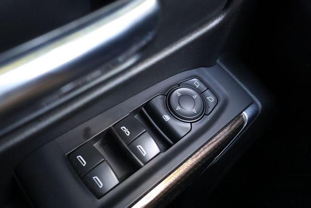 Photo of 2019 Northsky Blue Metallic Chevrolet Silverado 1500