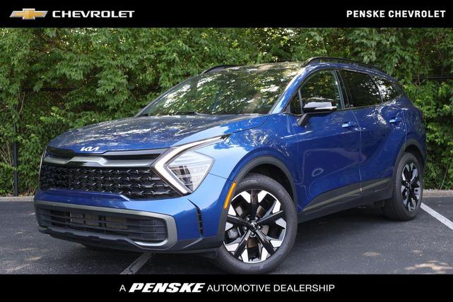 Photo of 2024 Sapphire Blue Kia Sportage