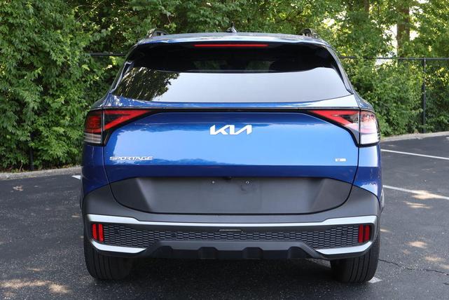 Photo of 2024 Sapphire Blue Kia Sportage