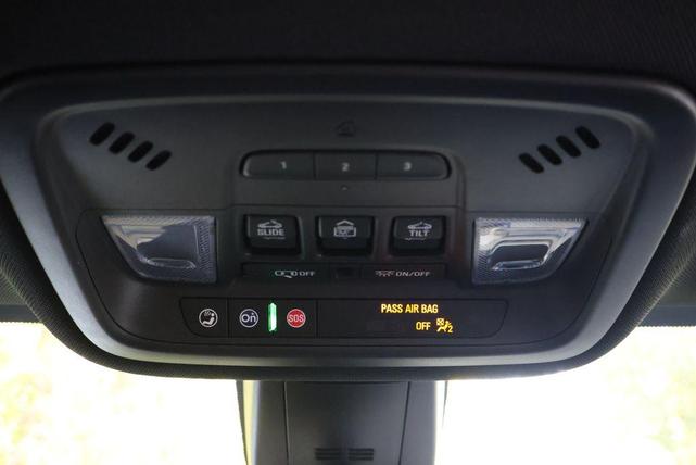 Photo of 2023 Sterling Gray Metallic Chevrolet Traverse