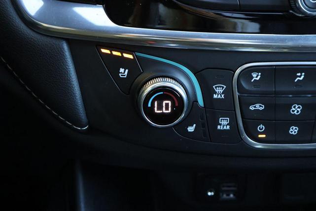 Photo of 2023 Sterling Gray Metallic Chevrolet Traverse