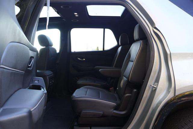 Photo of 2023 Sterling Gray Metallic Chevrolet Traverse