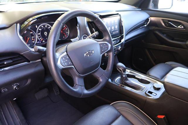 Photo of 2023 Sterling Gray Metallic Chevrolet Traverse