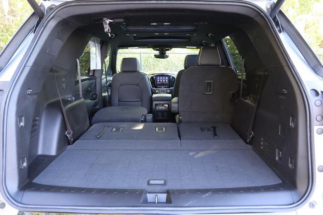 Photo of 2023 Sterling Gray Metallic Chevrolet Traverse
