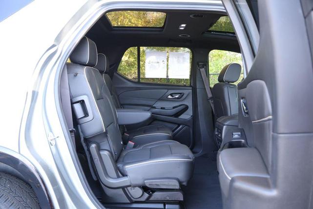 Photo of 2023 Sterling Gray Metallic Chevrolet Traverse
