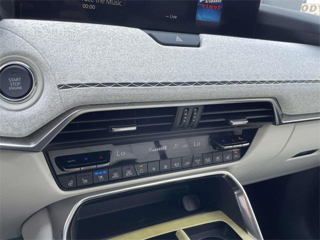 Photo of 2025 Sonic Silver Mazda CX-90