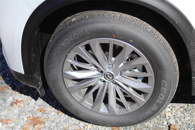 Photo of 2025 Rhodium White Premium Mazda CX-90
