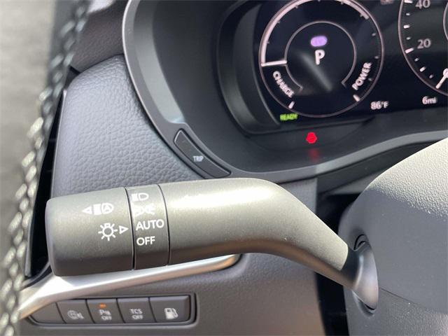 Photo of 2025 Melting Copper Metallic Mazda CX-70 PHEV