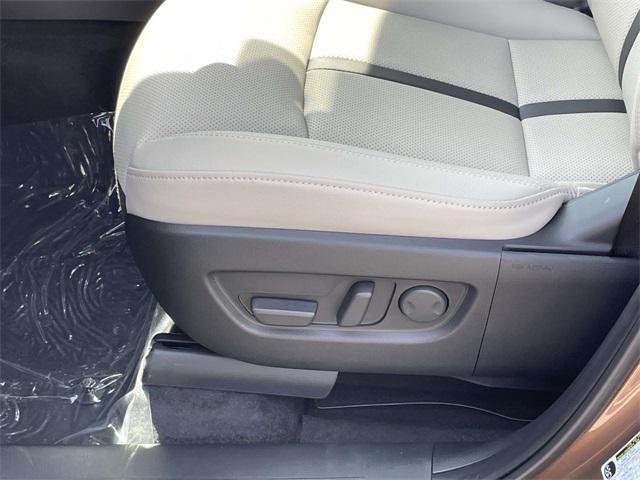 Photo of 2025 Melting Copper Metallic Mazda CX-70 PHEV