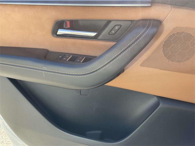 Photo of 2024 Rhodium White Premium Mazda CX-90