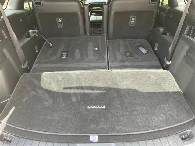 Photo of 2024 Deep Crystal Blue Mica Mazda CX-90