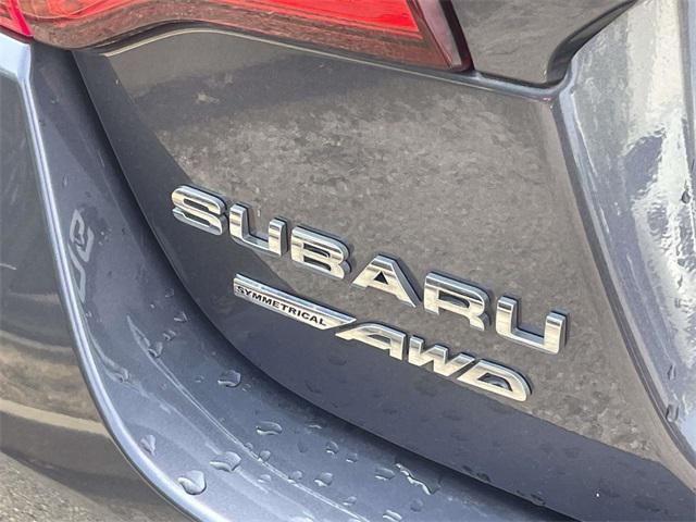 Photo of 2015 Carbide Gray Metallic Subaru Legacy