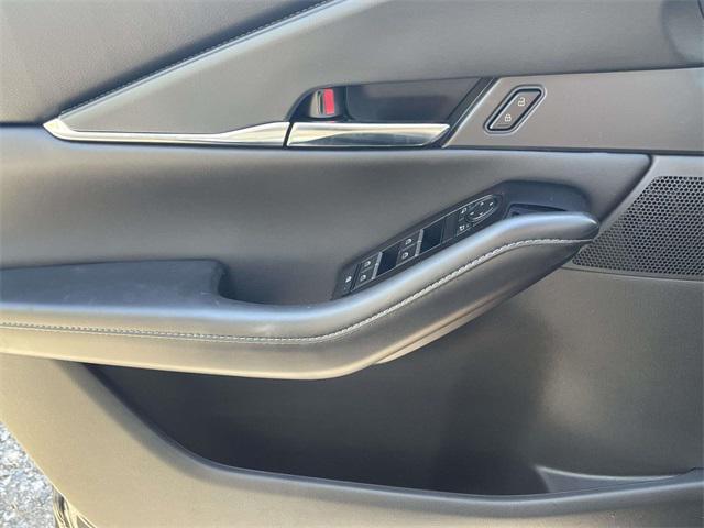 Photo of 2025 Gray Mazda CX-30