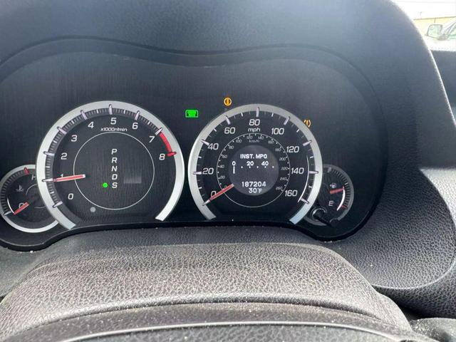 Photo of 2010 Crystal Black Pearl Acura TSX