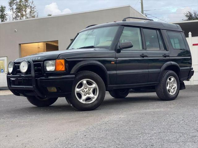 Photo of 2001 Black Land Rover Discovery