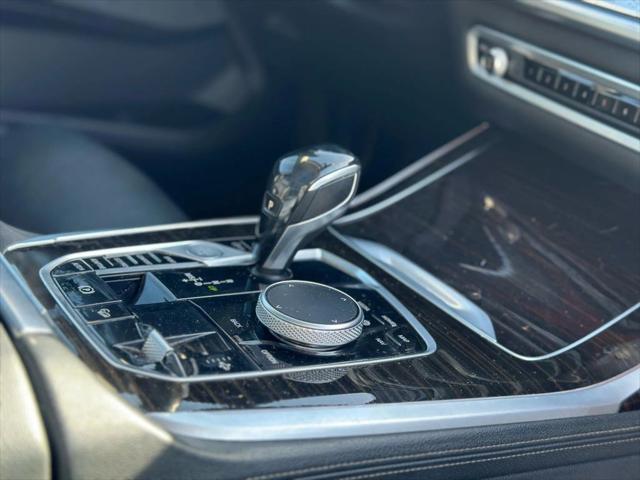 Photo of 2019 Bronze BMW X7