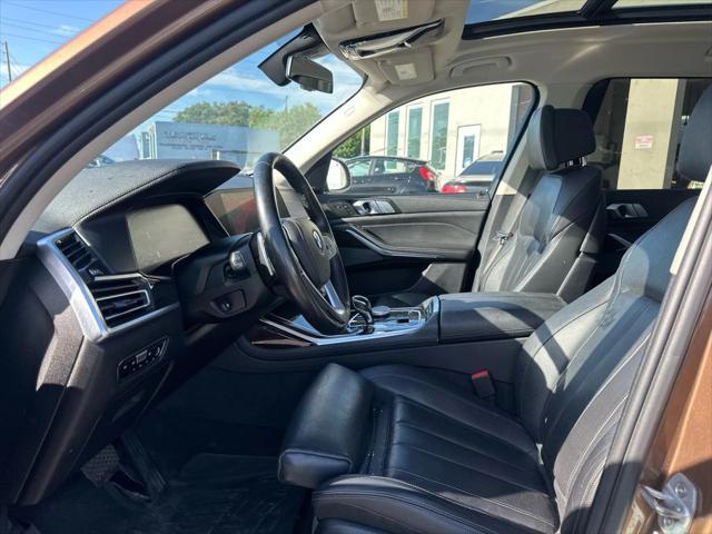 Photo of 2019 Bronze BMW X7