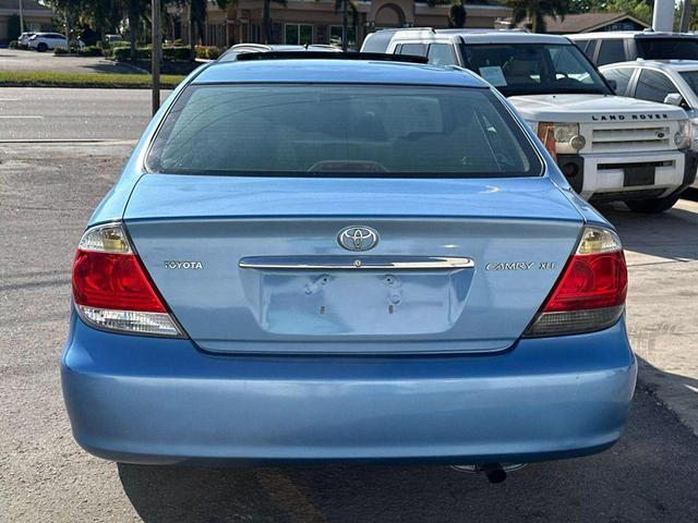 Photo of 2005 Blue Toyota Camry