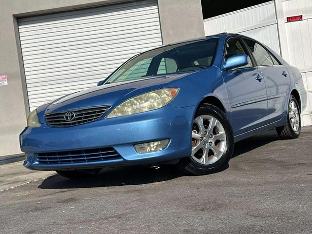 Photo of 2005 Blue Toyota Camry