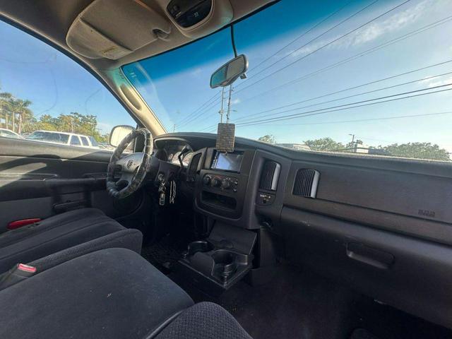 Photo of 2002 Black Dodge Ram 1500