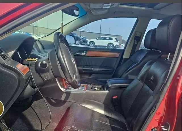 Photo of 2007 Red INFINITI M35