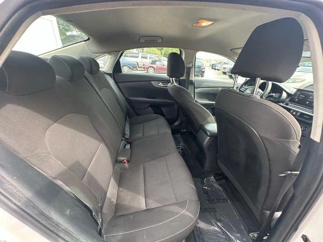 Photo of 2019 White Kia Forte