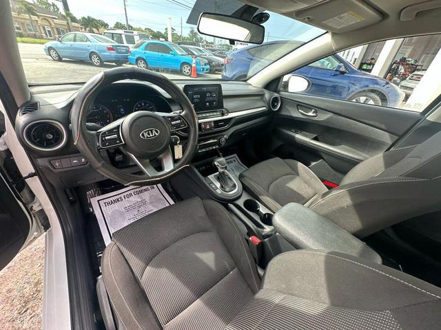 Photo of 2019 White Kia Forte