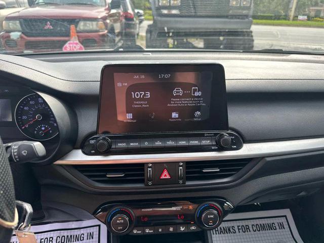 Photo of 2019 White Kia Forte