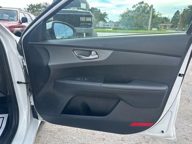 Photo of 2019 White Kia Forte