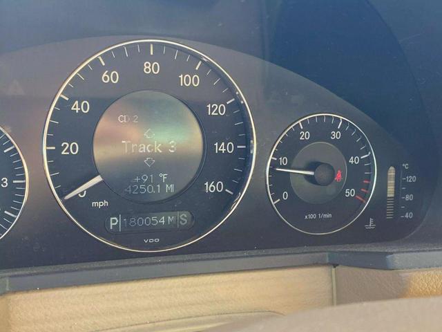 Photo of 2008 Black Mercedes-Benz E-Class