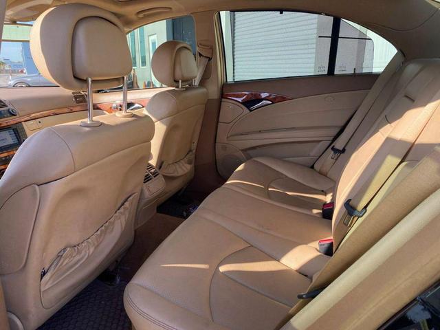 Photo of 2008 Black Mercedes-Benz E-Class