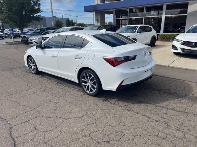 Photo of 2021 Platinum White Pearl Acura ILX