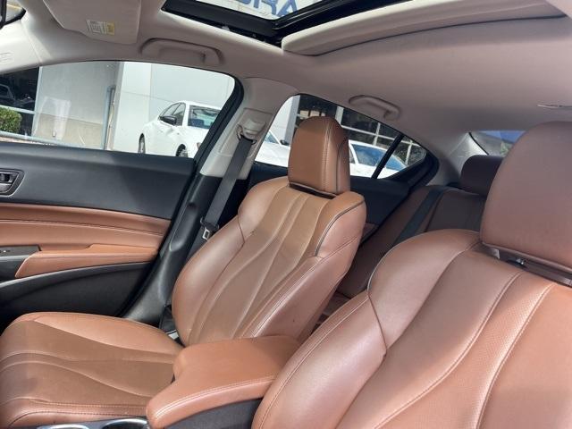 Photo of 2021 Platinum White Pearl Acura ILX