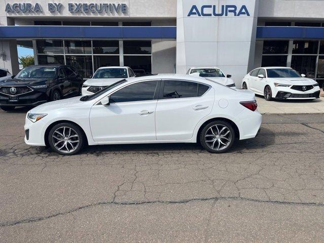 Photo of 2021 Platinum White Pearl Acura ILX