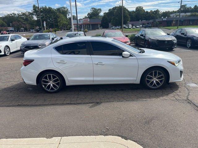 Photo of 2021 Platinum White Pearl Acura ILX
