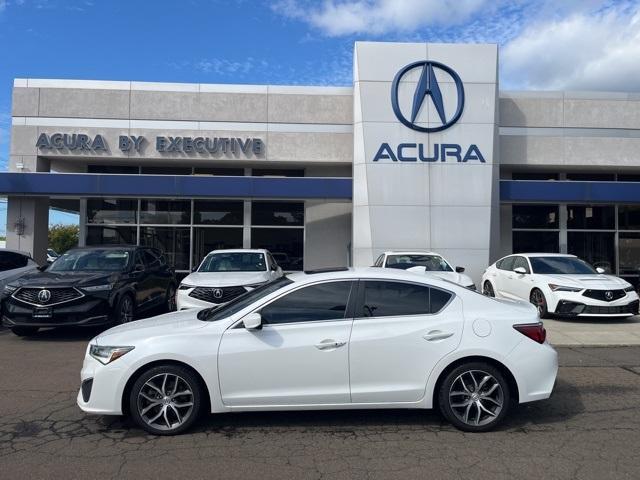 Photo of 2021 Platinum White Pearl Acura ILX