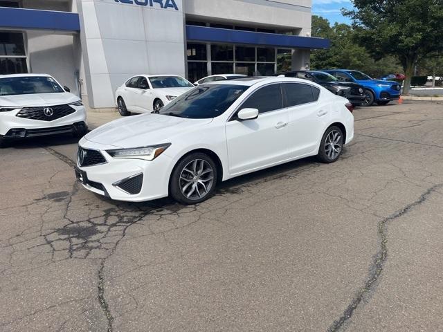 Photo of 2021 Platinum White Pearl Acura ILX
