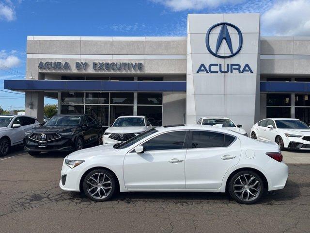 Photo of 2021 Platinum White Pearl Acura ILX